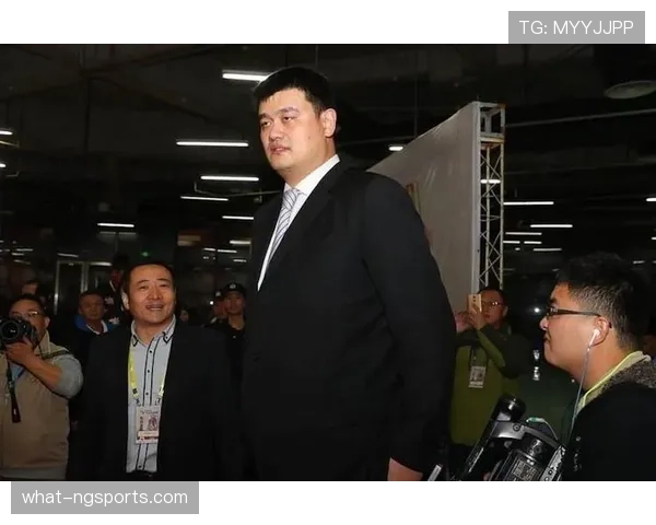 姚明退役后一顿饭吃掉普通人半年工资